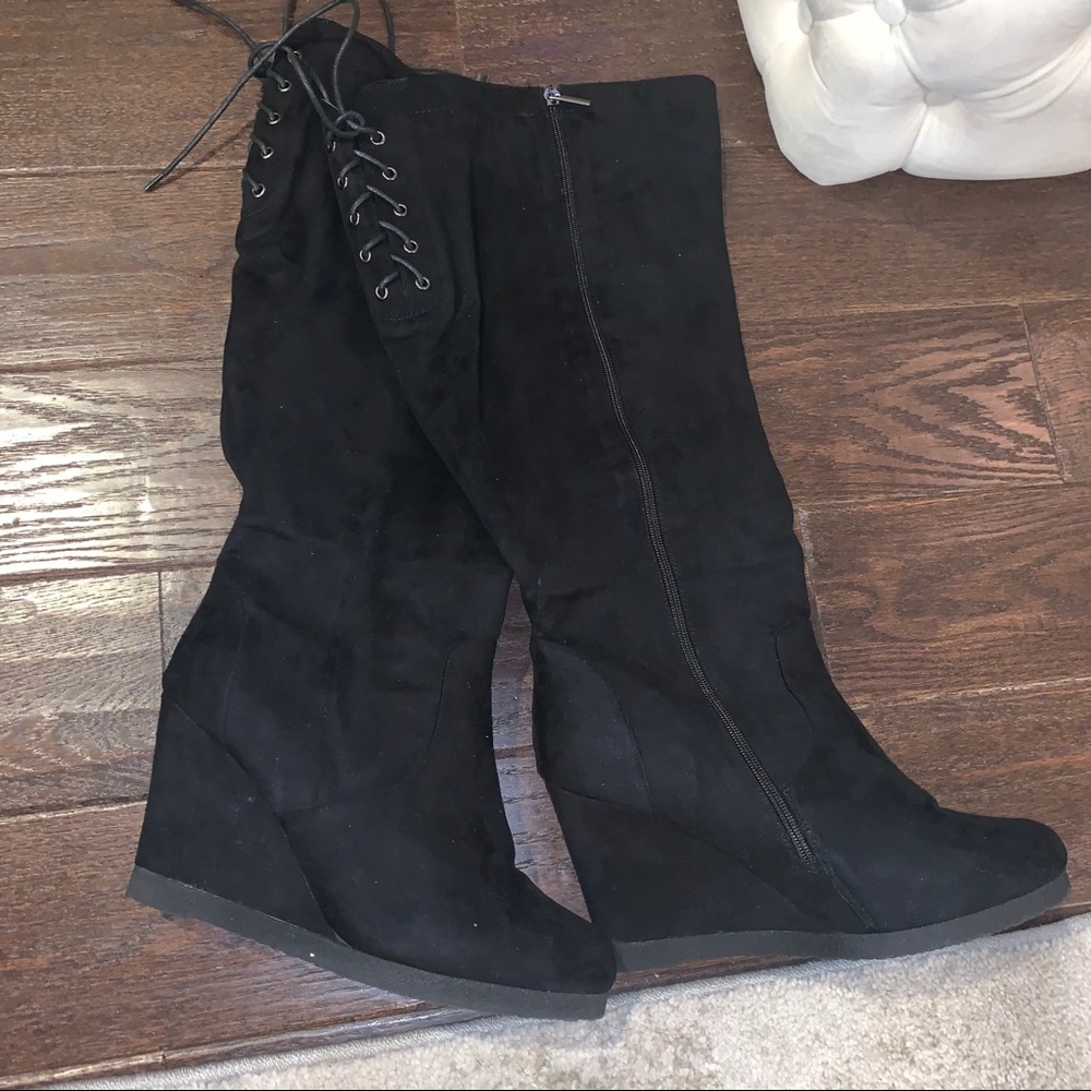 Black Boot Land Bryant